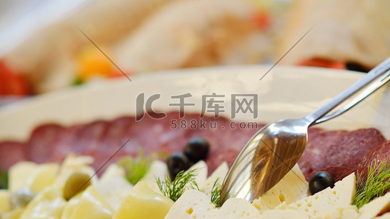 揭秘食品批发厂家直销：最低价背后的真相