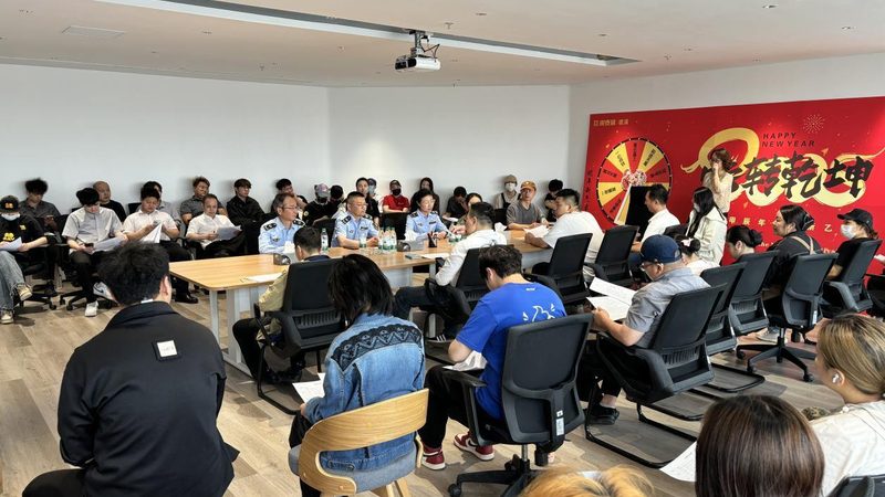 深圳餐饮加盟设备：揭秘设备选型的关键因素